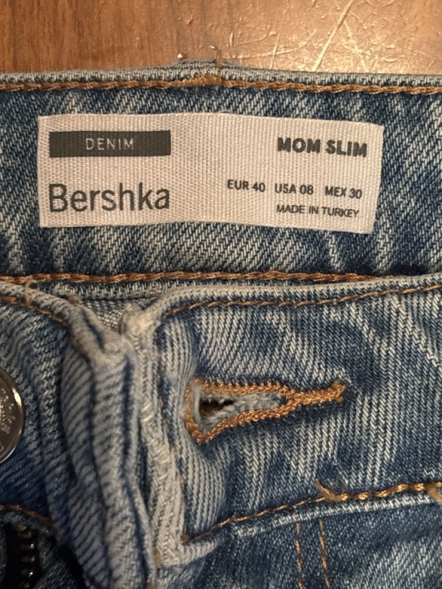 Bershka Jeans: Jeans mom slim Grösse 40 – Gebraucht aus Unterentfelden von Lavach 4