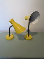 Ein Paar 50er Jahre Tischlampe gelb