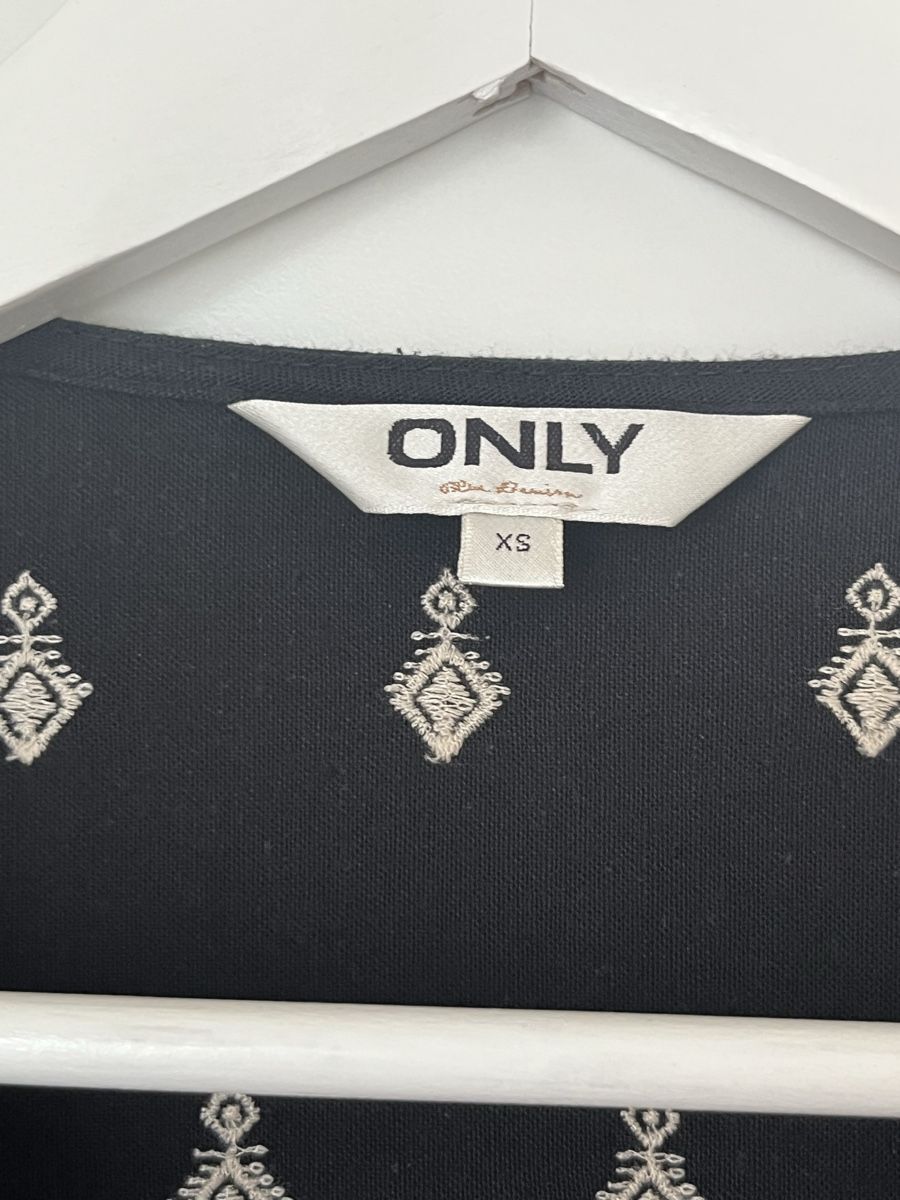 Only Camicette: Only Sommer-Bluse Grösse XS – Usato da Frauenfeld venduto da heyLani 3