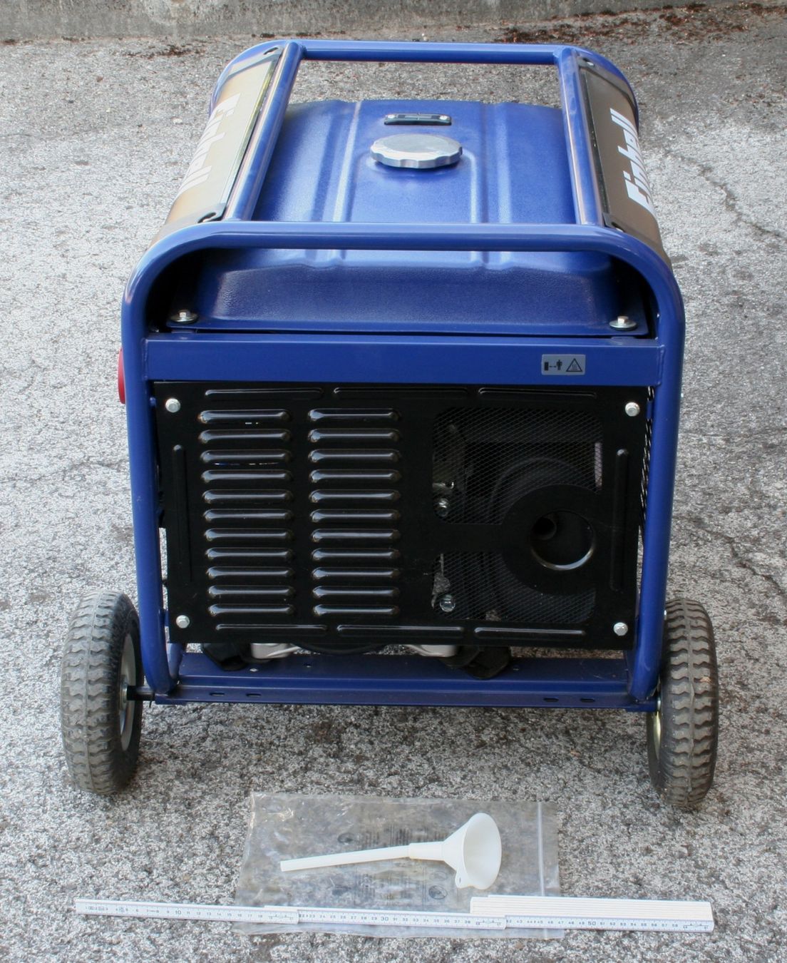Einhell Generatori di corrente: Benzin Generator Einhell BT-PG 5500/1 – Nuovo (secondo la descrizione) da Pfäffikon ZH venduto da Eng0347 3