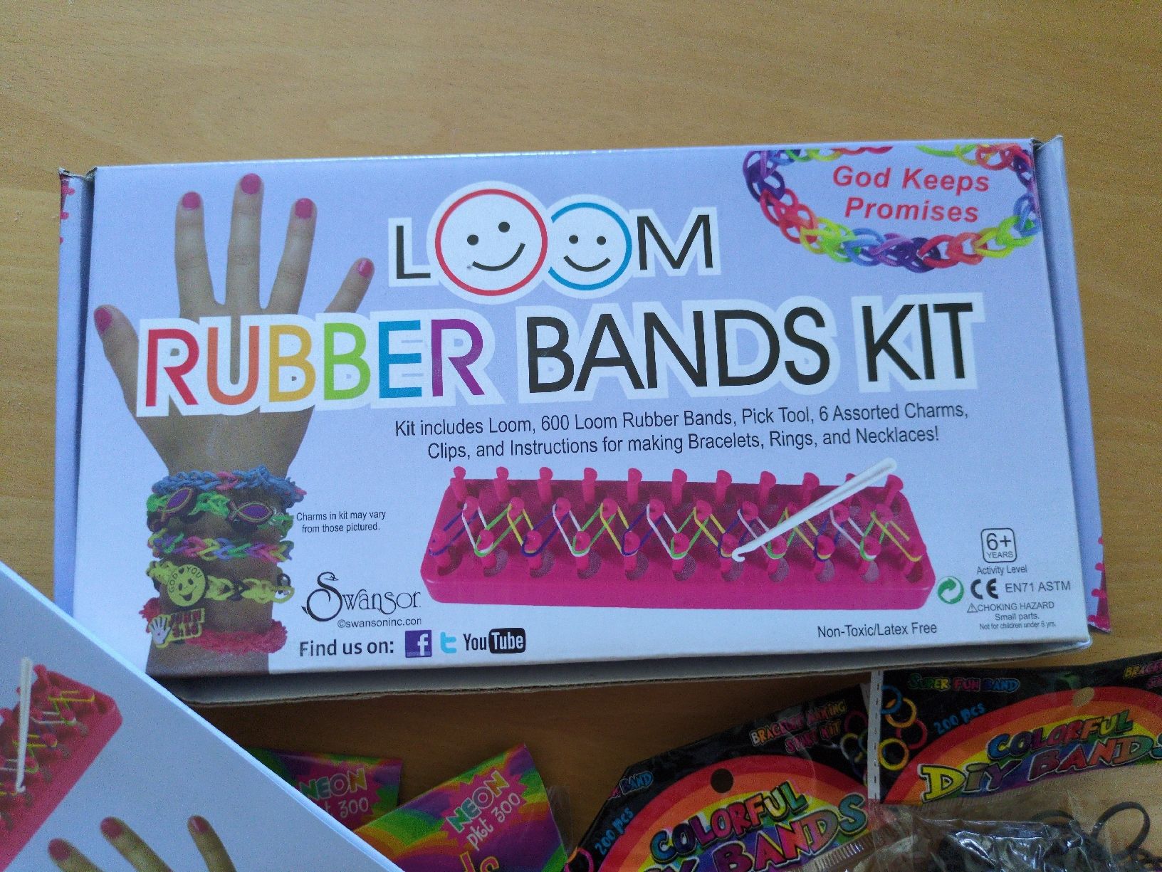 Bastelsets: Loom Rubber Bands Kit mit Zubehör – Neu (gemäss Beschreibung) aus Steinach von End 1