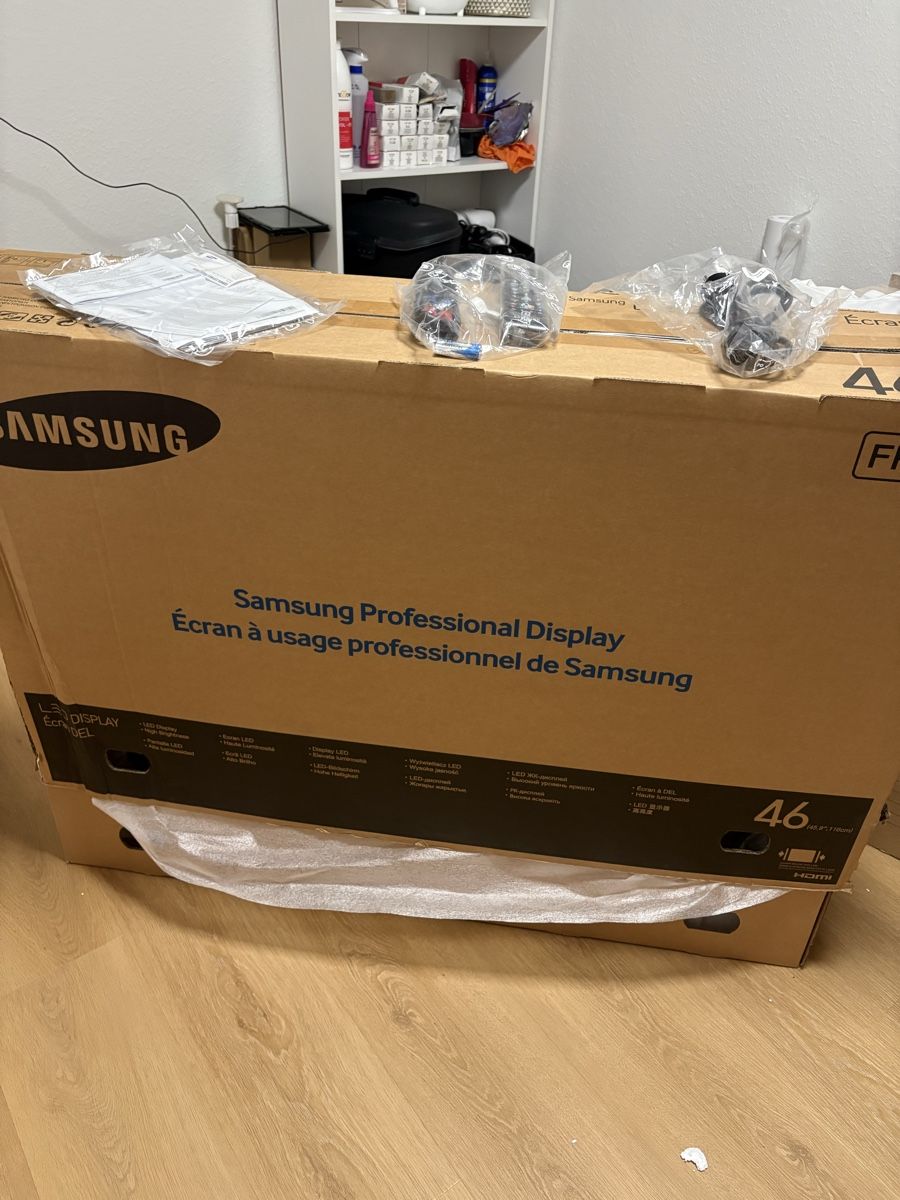 Monitor: Samsung professional display 46 – Nuovo e nell'imballaggio originale da Emmenbrücke venduto da beahugo 1