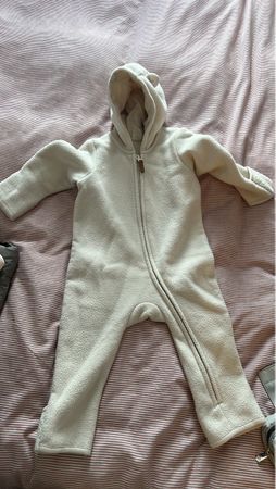 Baby Fleeceoverall mit Kapuze beige neuwertiger Zustand