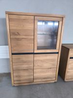 Vitrine mit 4 Türen und 4 Tablaren aus Showroom