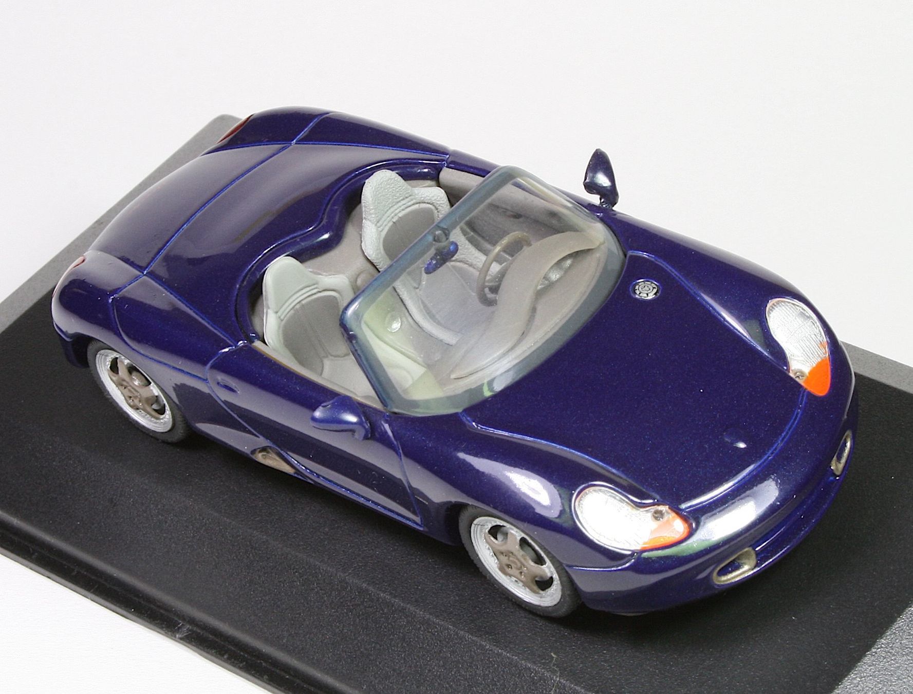 Minichamps Modellini d'auto: Minichamps Porsche Boxster, Irisblau met. – Nuovo (secondo la descrizione) da Elsau venduto da Peekay8 4