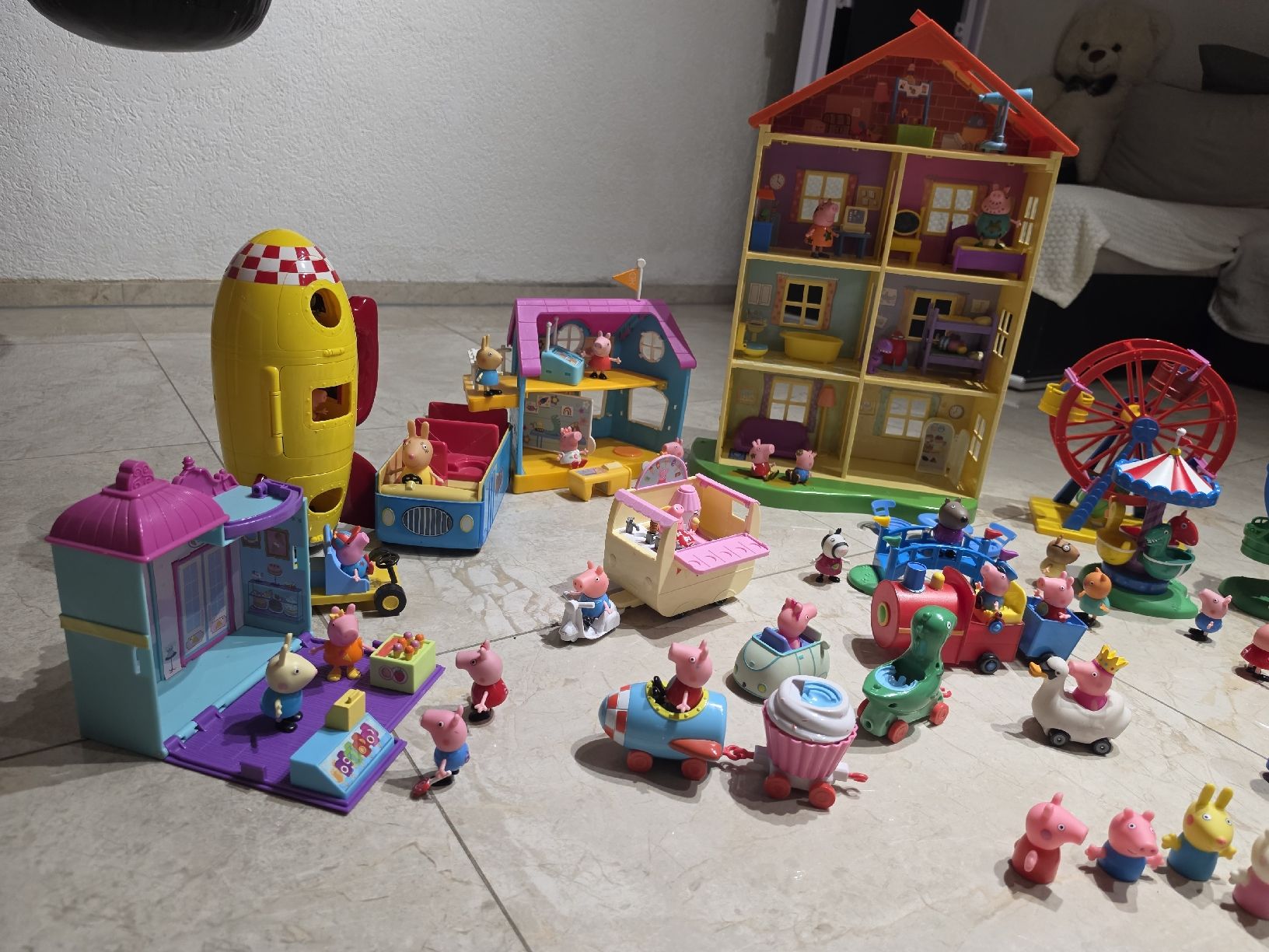 Giocattoli: Grosses Peppa Pig Spielzeug Set – Usato da Eglisau venduto da Enkany 6