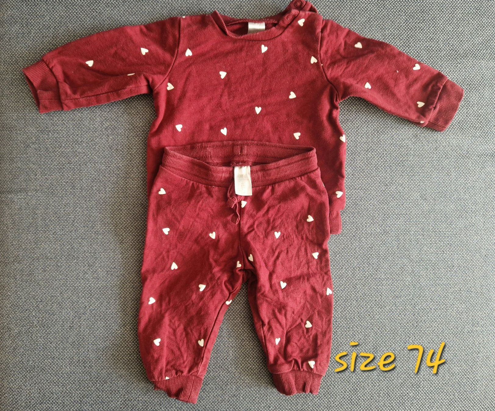 Lotti & Set di vestiti: Set aus Sweatpullover & Hose Grösse 74 – Usato da Dübendorf venduto da Barbarita88