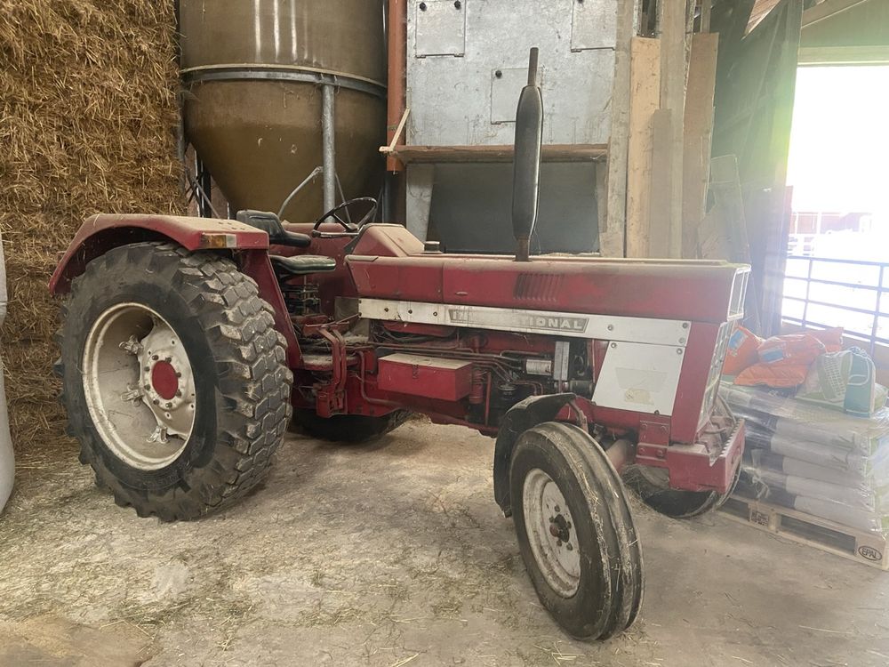 Traktor IHC 844 | Kaufen auf Ricardo