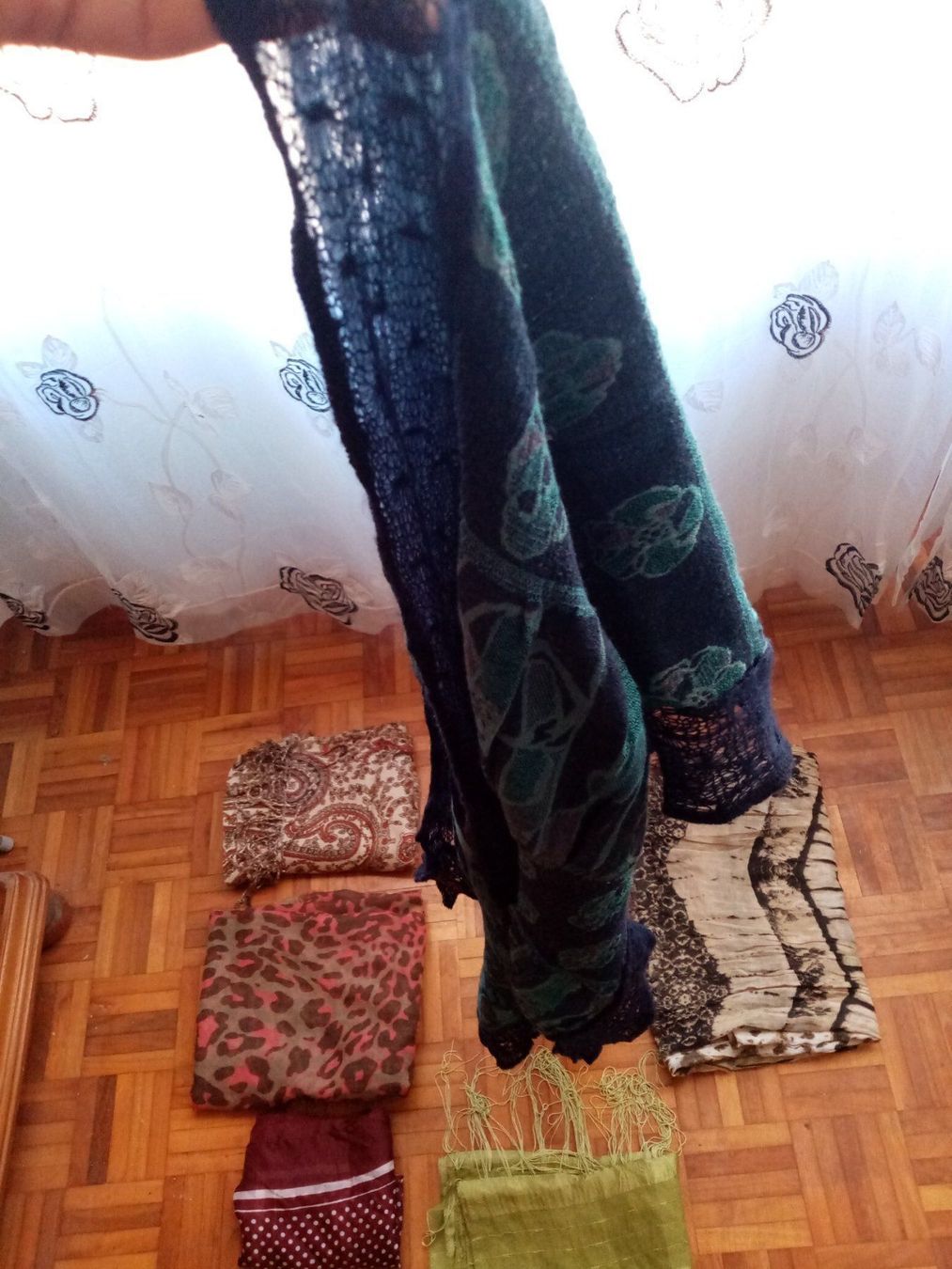 Foulards, Tücher & Schals: 6 Schals/Foulards Satz – Gebraucht aus Schöfflisdorf von nun_zr8r 5