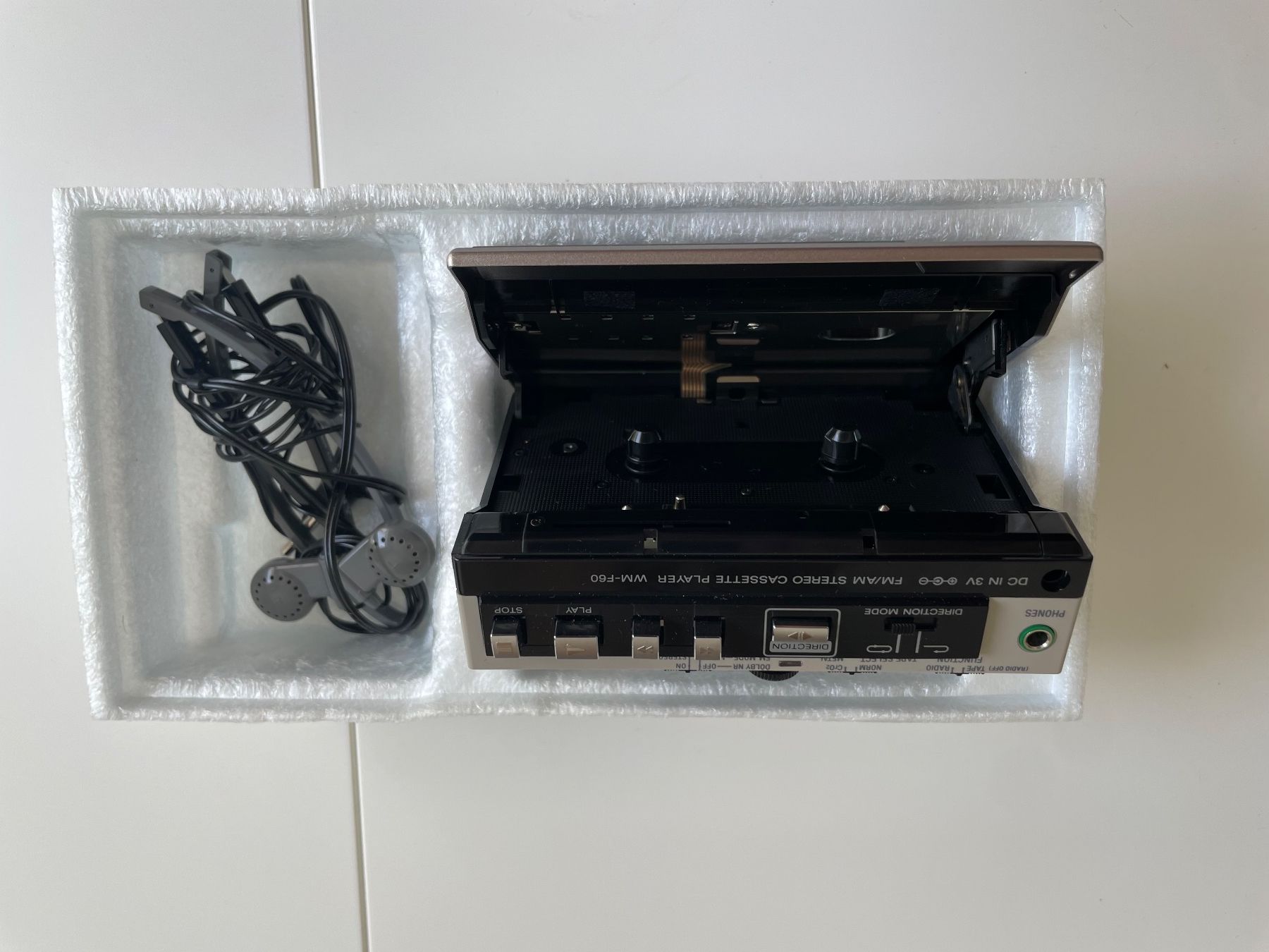 Sony Lettore multimediale portatile: Sony Walkman Cassette Player OVP – Usato da Dällikon venduto da buyandbehappy 3