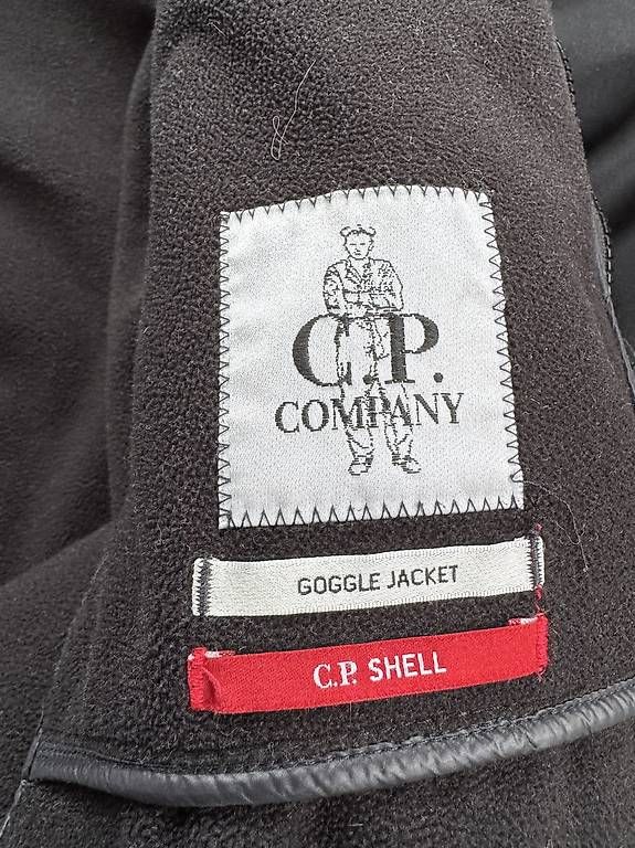Giacche: C.P. Company Goggle Jacket  Softshell  Schwarz  Grösse M  – Usato da Basel venduto da Panerio 3