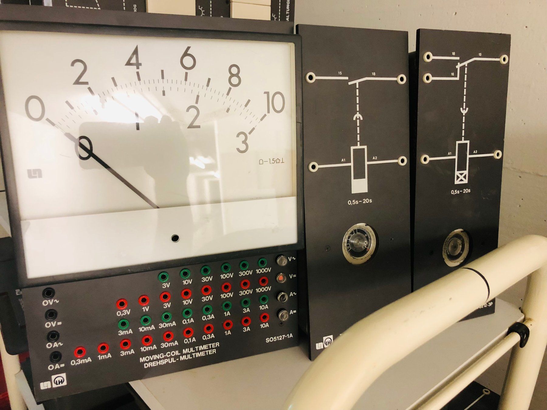 Alimentazione elettrica: Elektrotechnik Elektriker Lernmodule Demo-Objekte – Usato da Hinterkappelen venduto da atomschnee 4