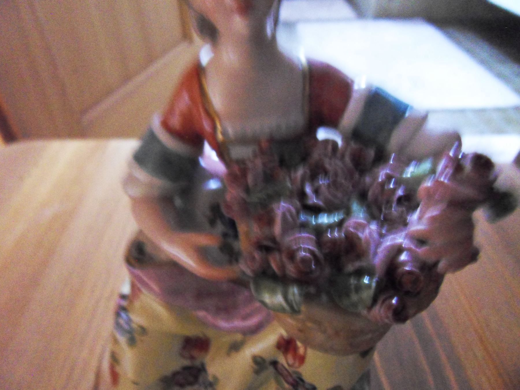 Statuette: hübsches Blumenmädchen – Usato da Schongau venduto da Eva-Katharina 2