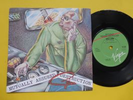 Gillan – Mutually Assured Destruction