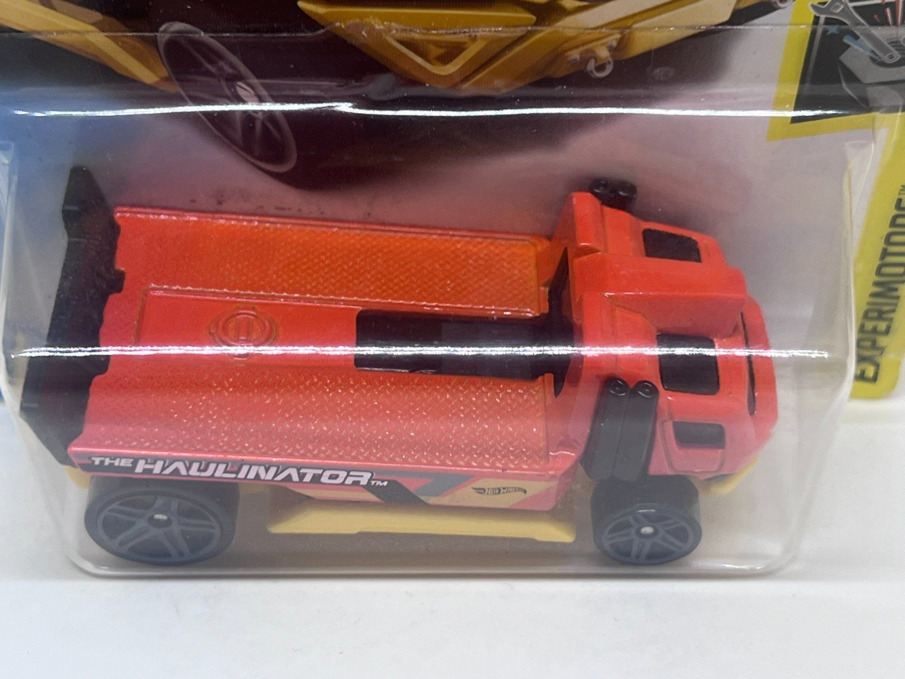 Hot Wheels Modellini d'auto: Hot Wheels The Haulinator – Nuovo e nell'imballaggio originale da Wildegg venduto da LaaBoutique 2