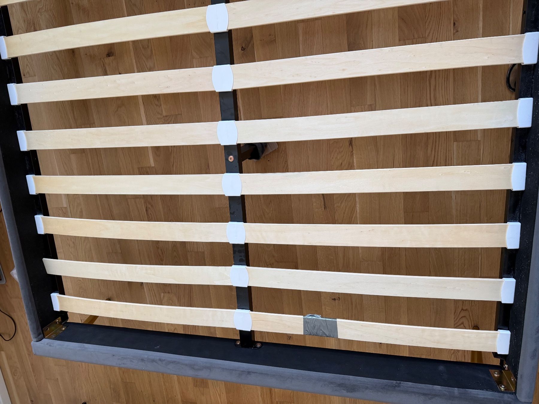 Betten: Bett 140x200 – Gebraucht aus Zug von pav_q5f7 7