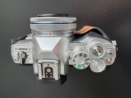 Olympus OM-D E-M10 Mark III silver