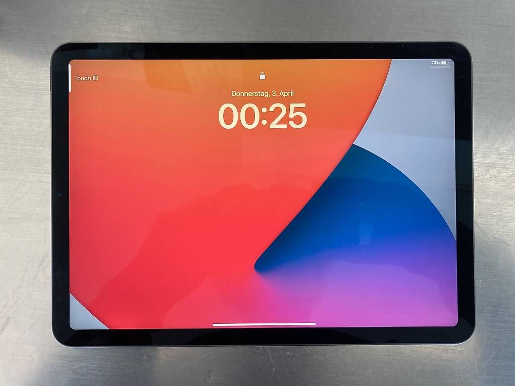 Apple Tablet PC: iPad Air (4. Generation) + Apple Pencil + Magic Keybord – Usato da Zürich venduto da mai_5jn6 3