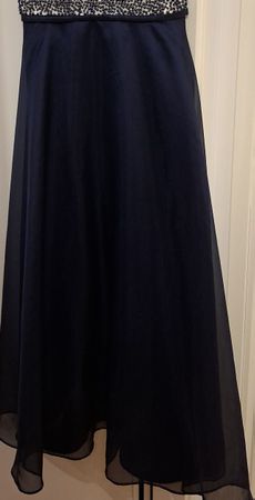 Élégante robe de soirée noire, perles brillants, tailleS 38
