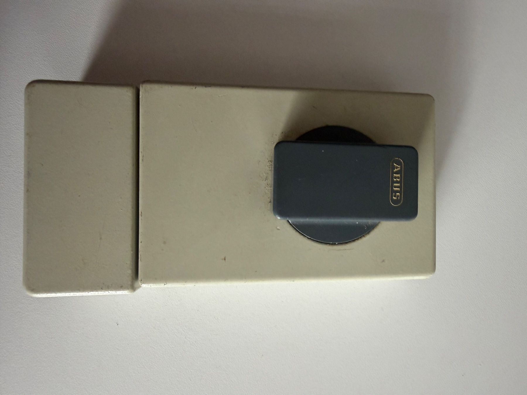 Abus Cadenas: Verrou serrure de sécurité ABUS – D'occasion à Fribourg par J334455 3