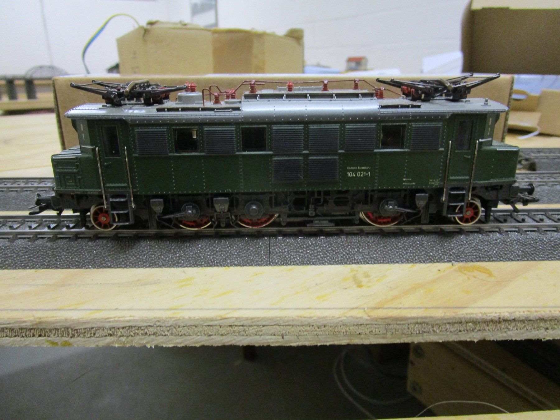 Märklin Modellini di ferrovie: Märklin 4039 DB BR 104 – Usato da Effretikon venduto da dts_yd7x 1