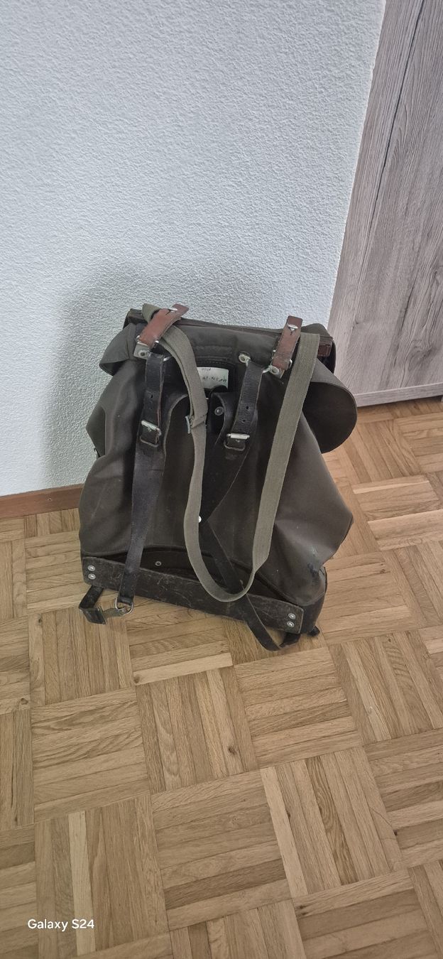 Schweizer Armee Zaini: Militär Rucksack – Usato da st.gallen venduto da peppegt01 2