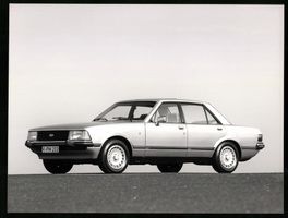 Fotografie Auto Ford Granada, Stufenheck