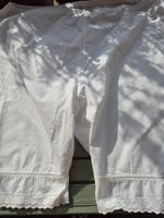 Antike Damenunterhose, weiss, mit Spitze, Grösse L