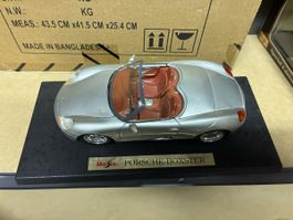 Maisto Porsche Boxster silber 1:18