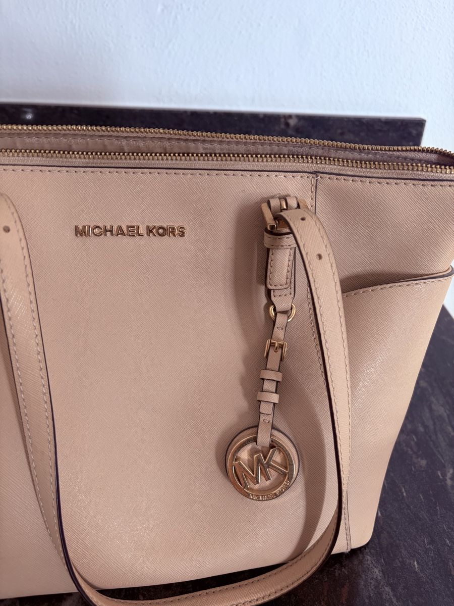 Michael Kors Sacs femmes: Handtasche MK Michael Kors – D'occasion à Dorf par Hppower71 1