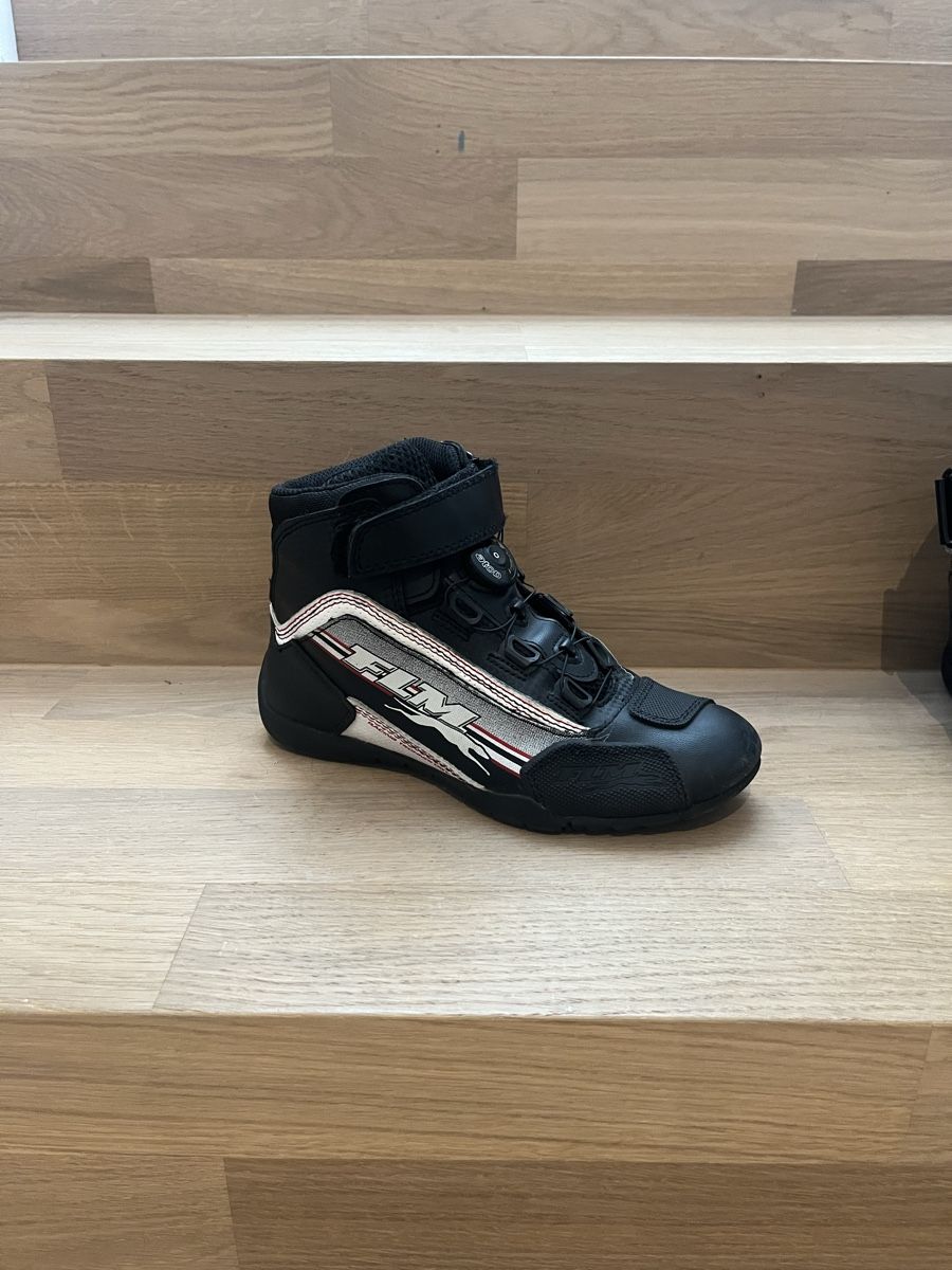 FLM Scarpe da donna: FLM Motorrad Schuhe Gr. 36 – Usato da Oftringen venduto da zoe._kocara