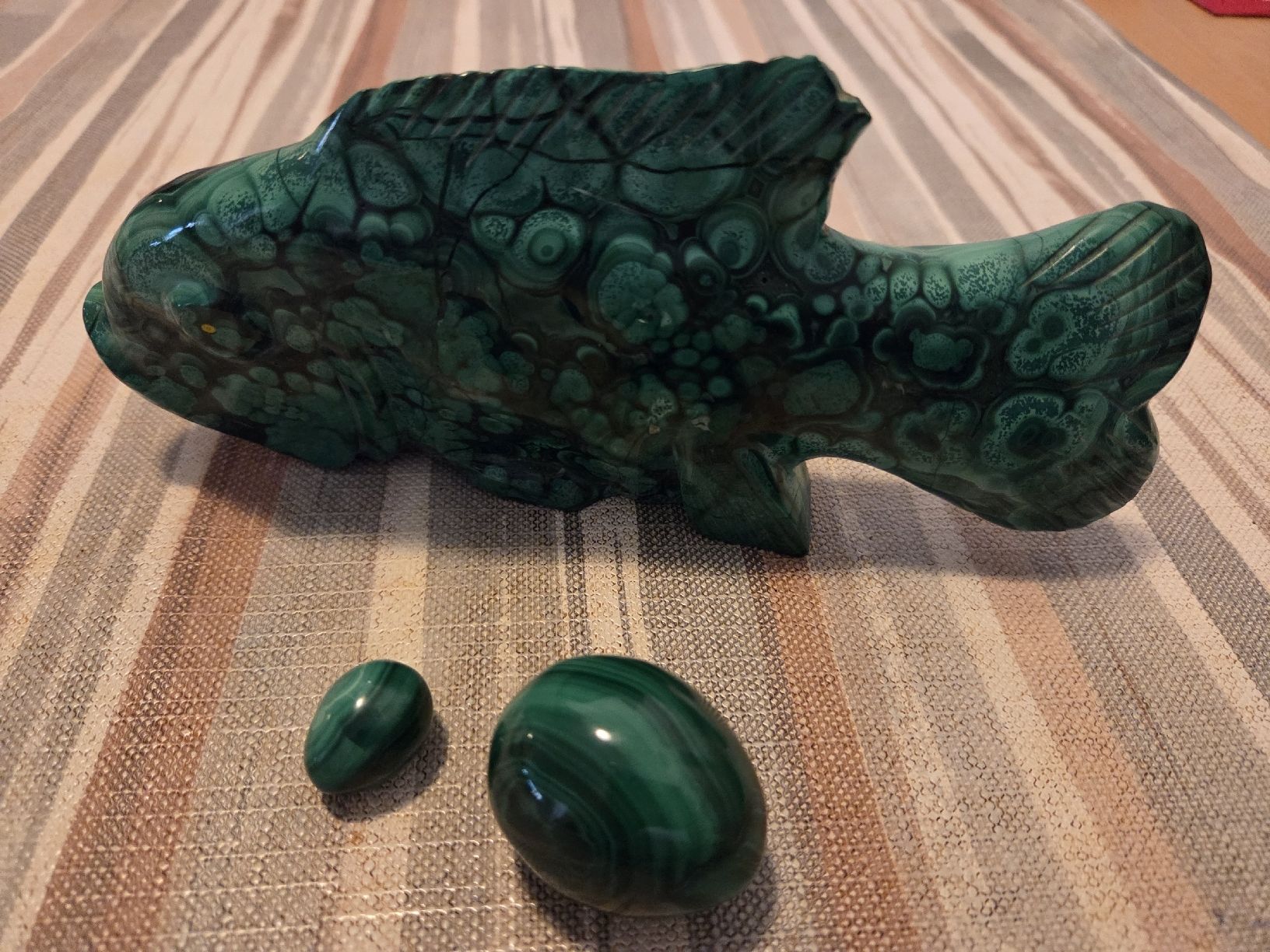 Figurines: Malachit-Fisch, Edelstein, Glück ! sehr schwer – D'occasion à Breitenbach par TWIX22