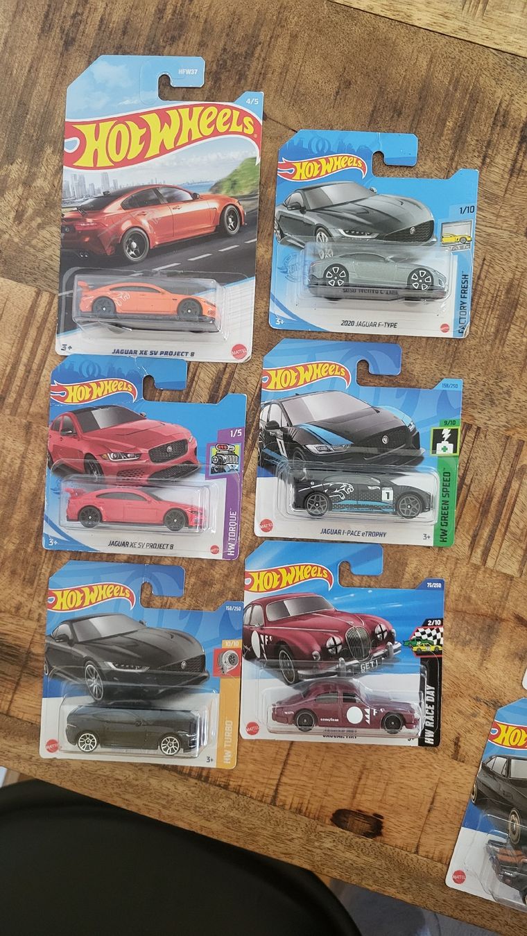 Hot Wheels Voitures modèles: Hot Wheels Jaguar set – Neuf avec emballage d'origine à Jona par mjo_f5t2