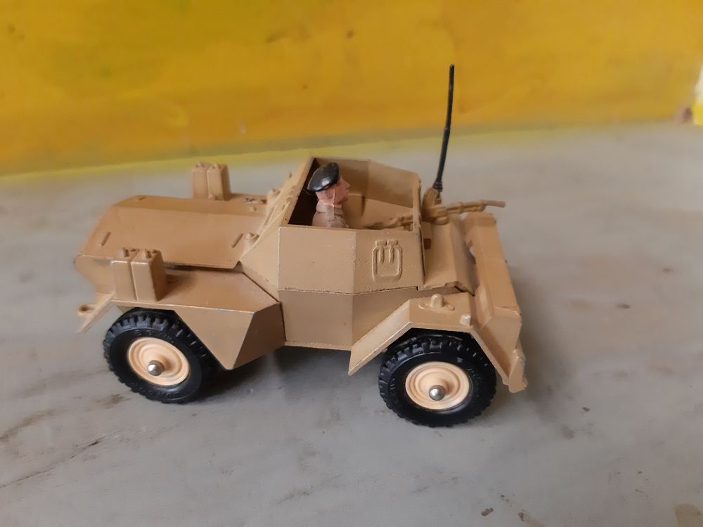 Scout car Daimler MK II, Britains 2