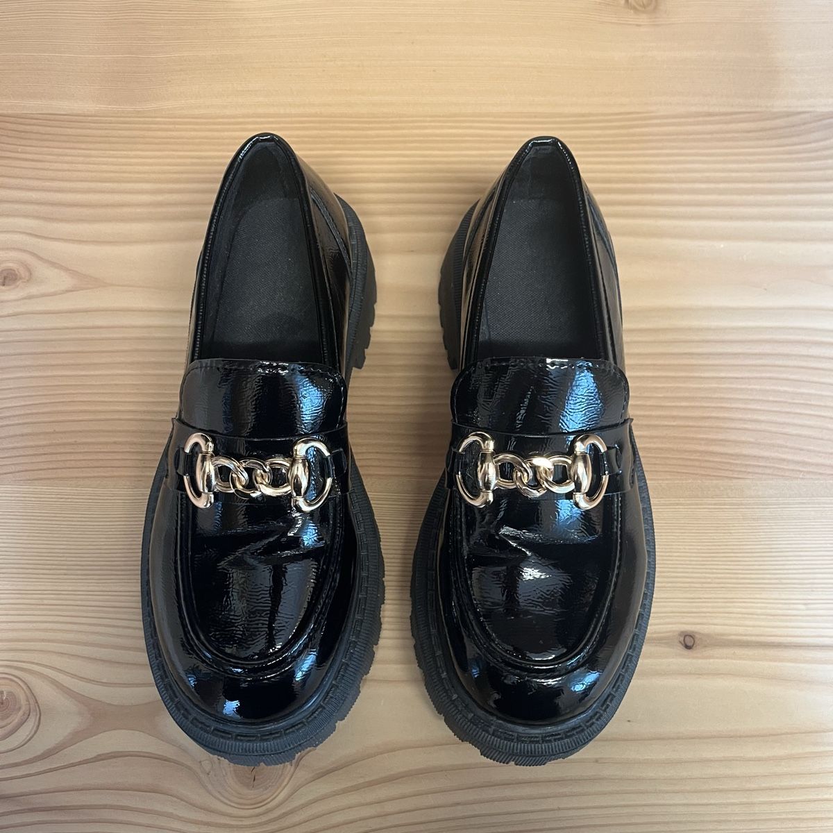 Scarpe da donna: Elegante Loafer in Lackoptik - Gr. 38 – Nuovo (secondo la descrizione) da Cunter venduto da tiramisuuu_ 1