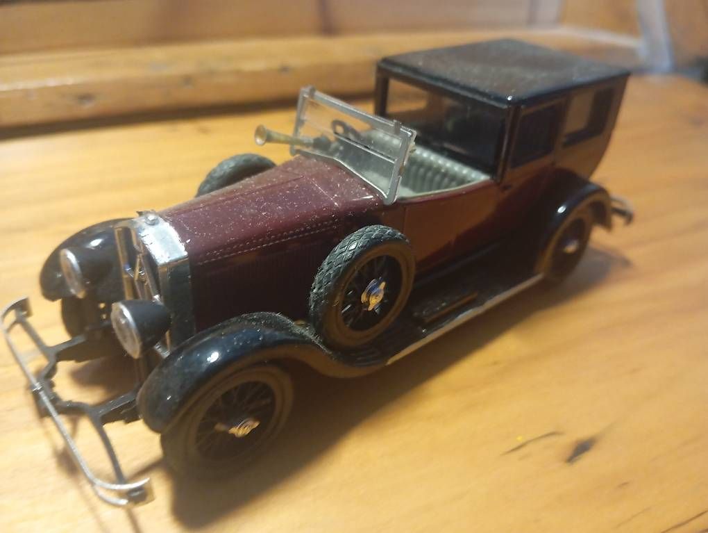 Rio Voitures modèles: Oldtimer isotta – D'occasion à Basel par Petergunn