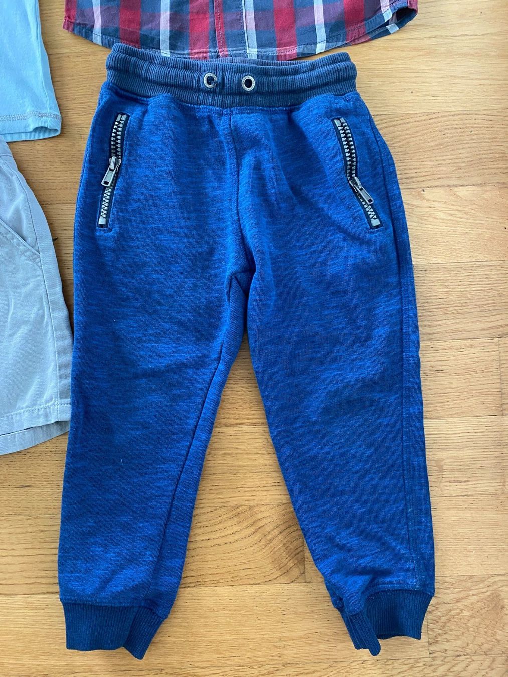 Lotti & Set di vestiti: Kleidung Paket Jungen 18-24M – Usato da Duebendorf venduto da Alexandertreyer 2
