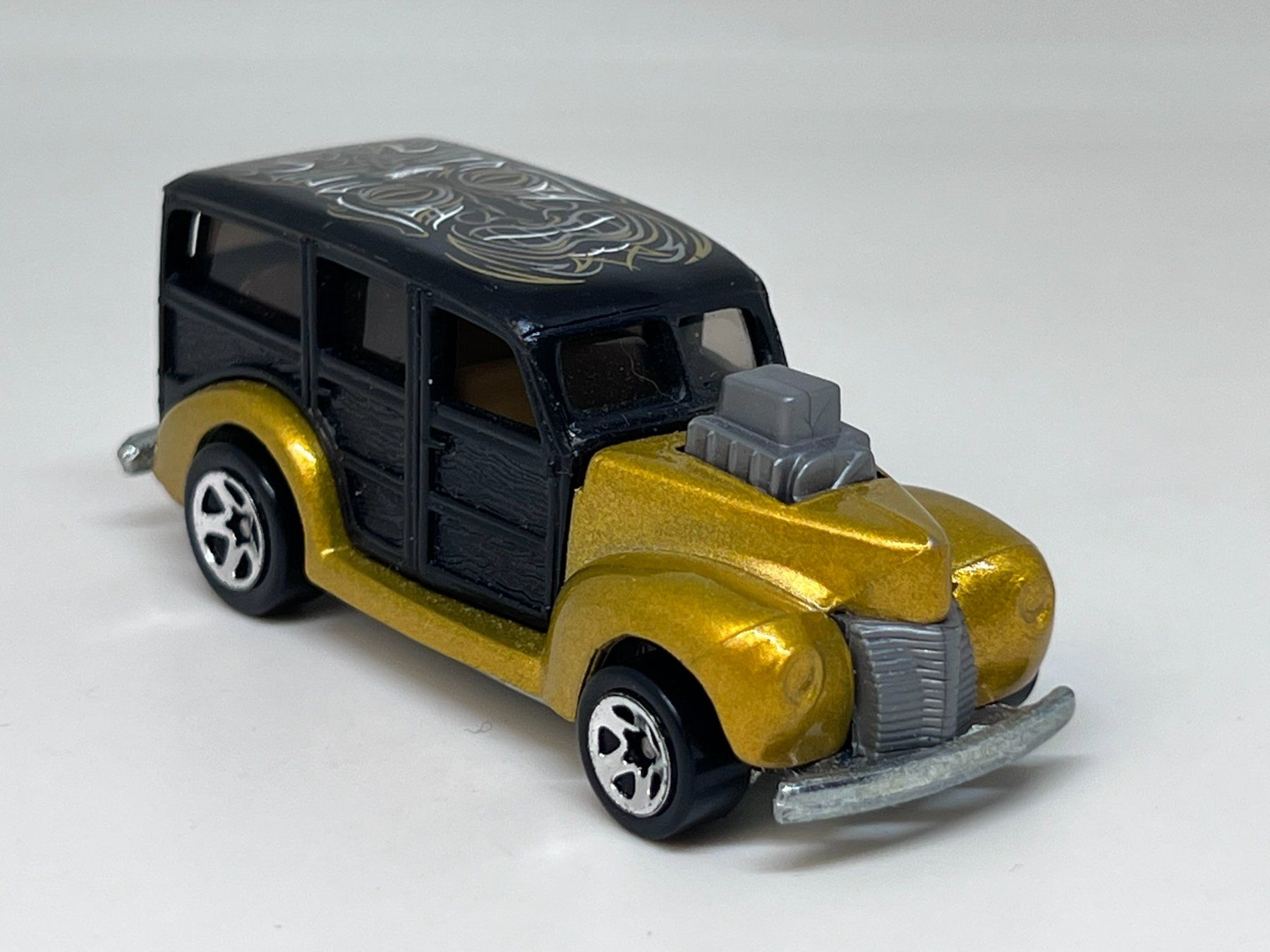Hot Wheels Modellini d'auto: Hot Wheels '40's Woodie #315 – Usato da Wildegg venduto da LaaBoutique