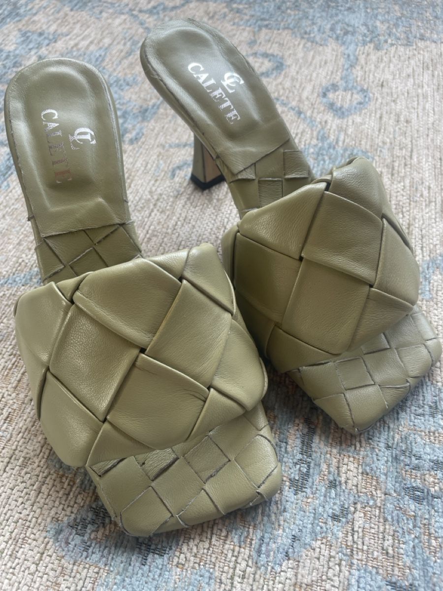 Scarpe da donna: Sandalen 36 – Usato da Freidorf TG venduto da ibipatria