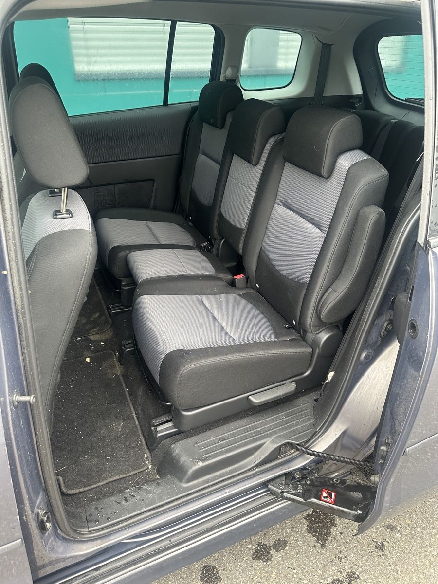Mazda Automobili: Mazda 5 Diesel, 7 Plätzer – Usato da Hunzenschwil venduto da Semko2 5