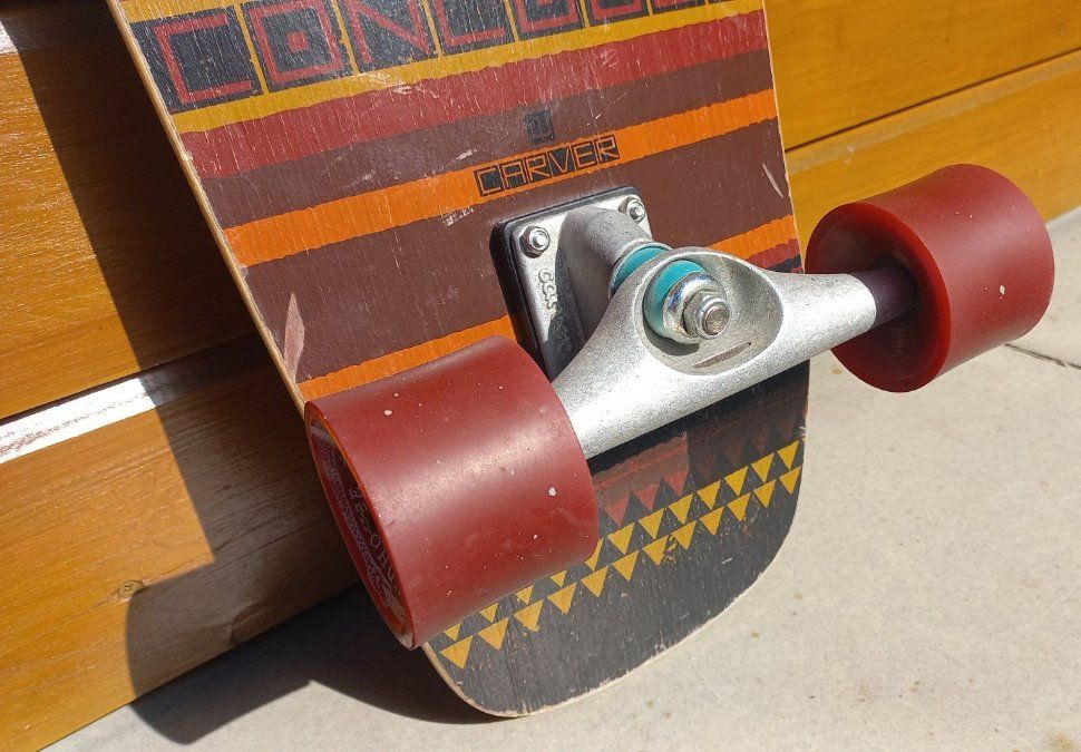 Skateboards: schönes Surfskate von Carver – Usato da Beckenried venduto da Wmarcie 5