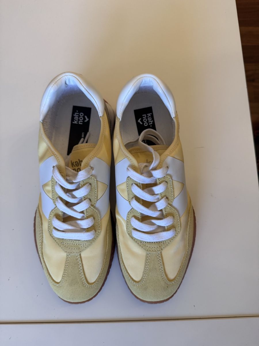Scarpe da donna: Keh Noo Sneaker NEU – Nuovo e nell'imballaggio originale da Luzern venduto da raquel.m 1