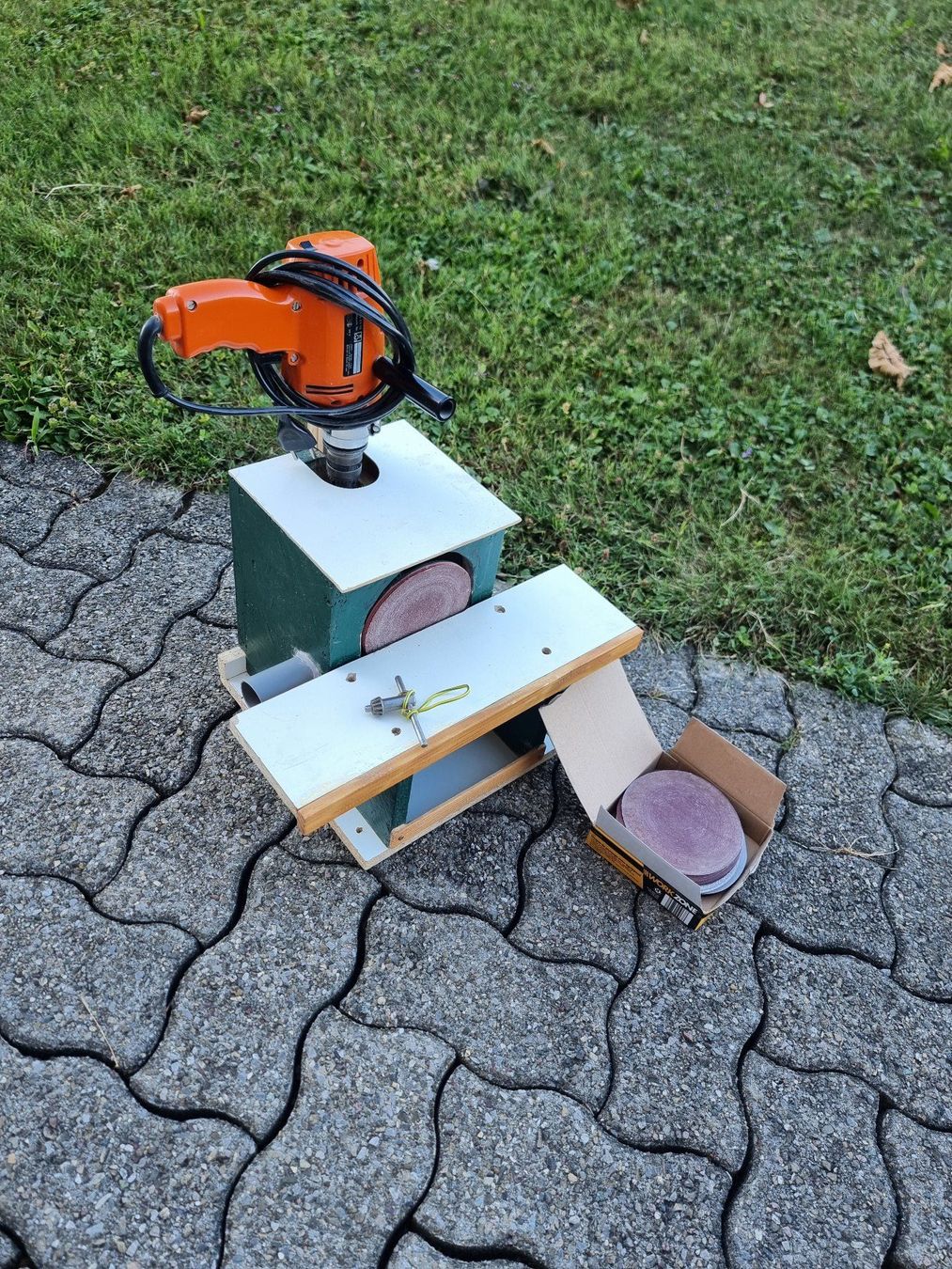 Schleifen & Polieren: Schleifmaschine Eigenbau mit Schleifscheiben – Gebraucht aus Schwerzenbach von cloudberrypi 2