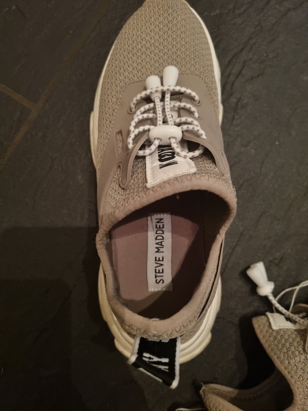 Scarpe da donna: basket steve madden 37 – Usato da Pont de la morge venduto da tatianar96 3