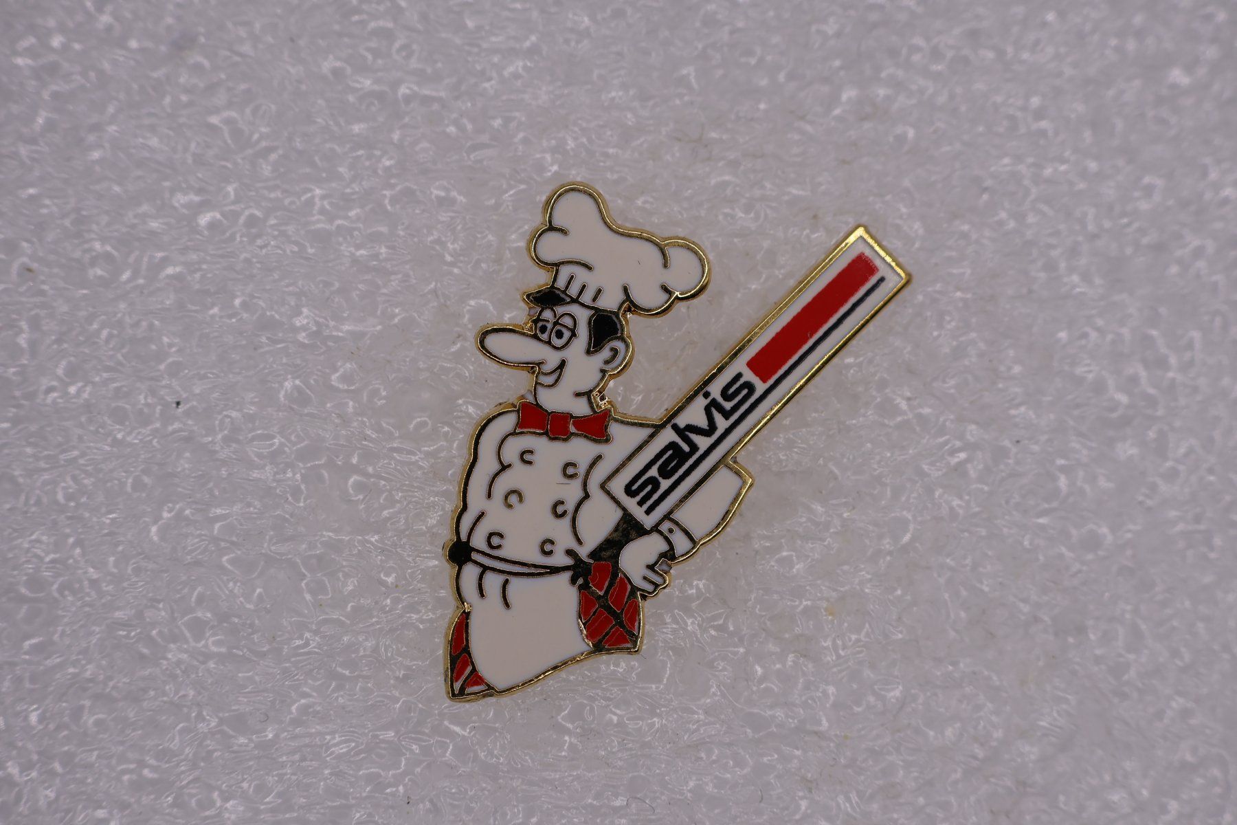 Placchette & Badge: salvis  Küchenbau – Usato da Winterthur venduto da Sammleroase