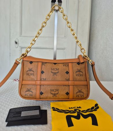 Neue MCM Pochette, mit Kette
