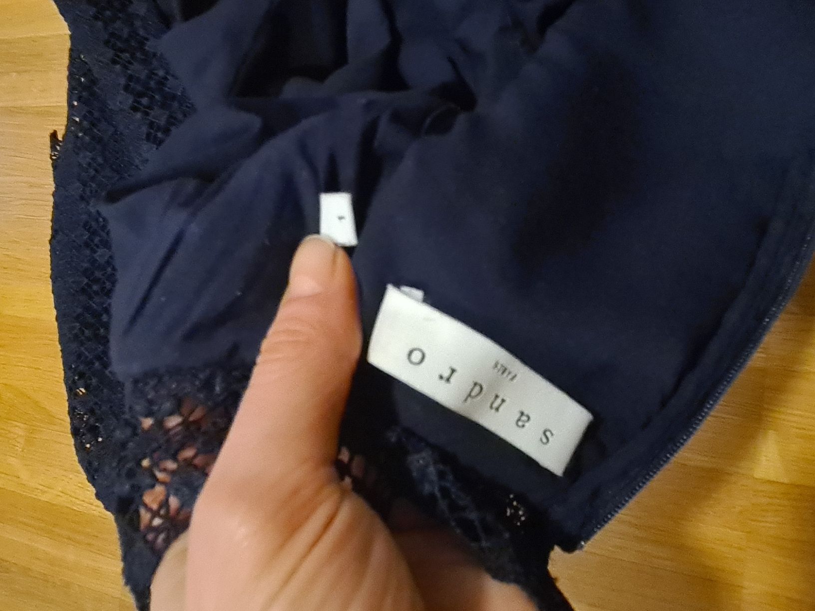 Sandro Vestiti: Sandro Kleid  Gr 1 – Nuovo (secondo la descrizione) da Kloten venduto da Kri23 3