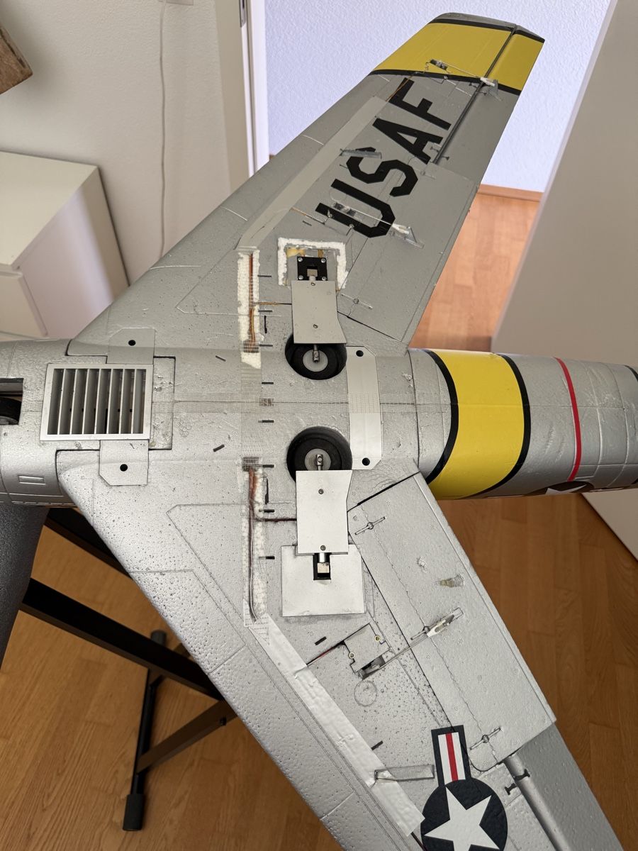 Modellismo RC: Freewing F86 Sabre 80mm – Usato da Bremgarten b. Bern venduto da tf1_6hl9 2