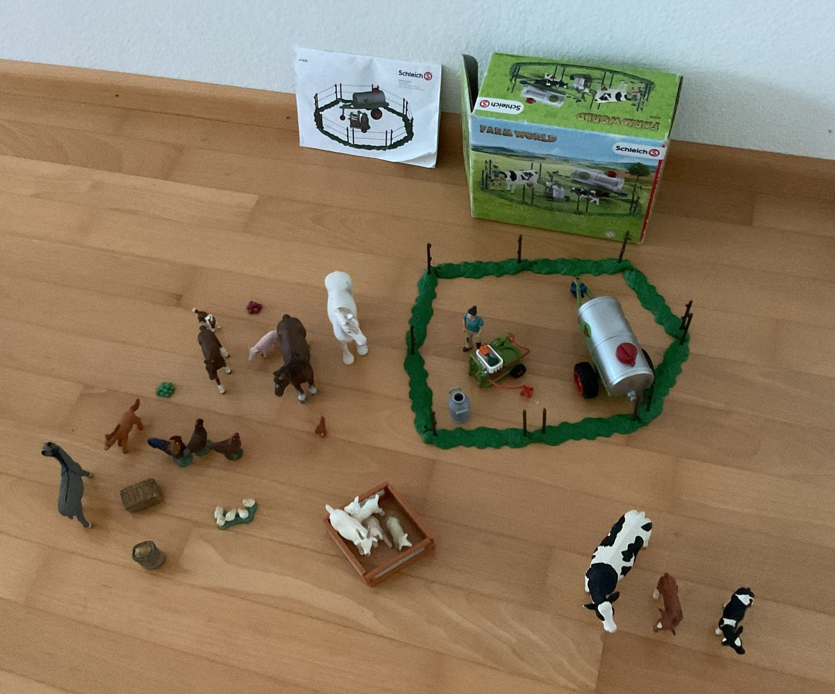 Schleich Giocattoli: Grosses Schleich Bauernhof-Set – Usato da Muttenz venduto da Juvenile33 1