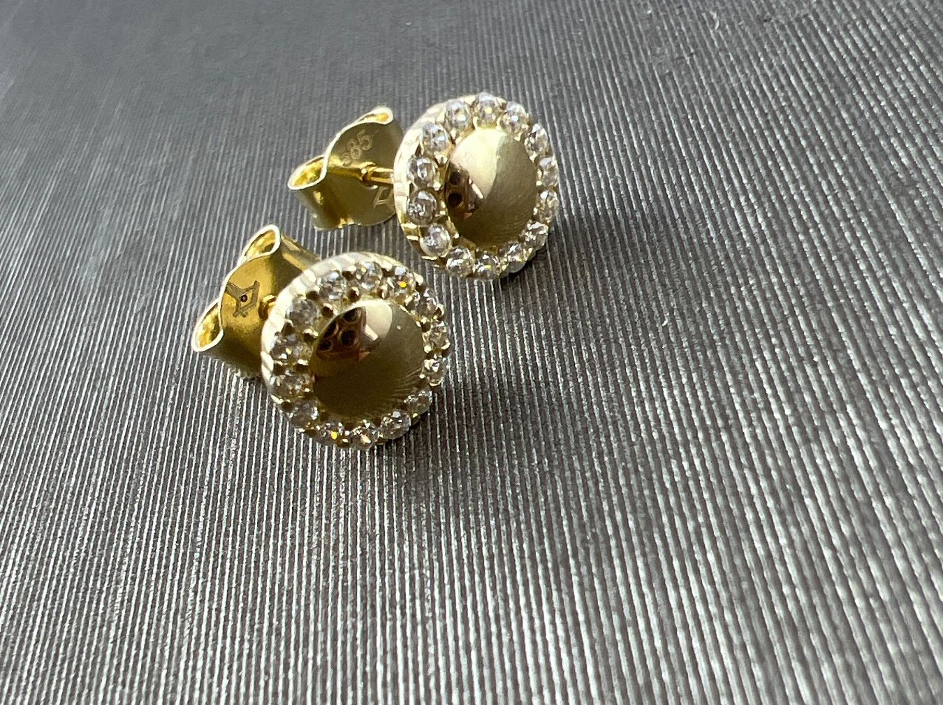 Orecchini pendenti & Orecchini a lobo: Ohrstecker 585 Gold – Usato da Niederuzwil venduto da leo_8857 2